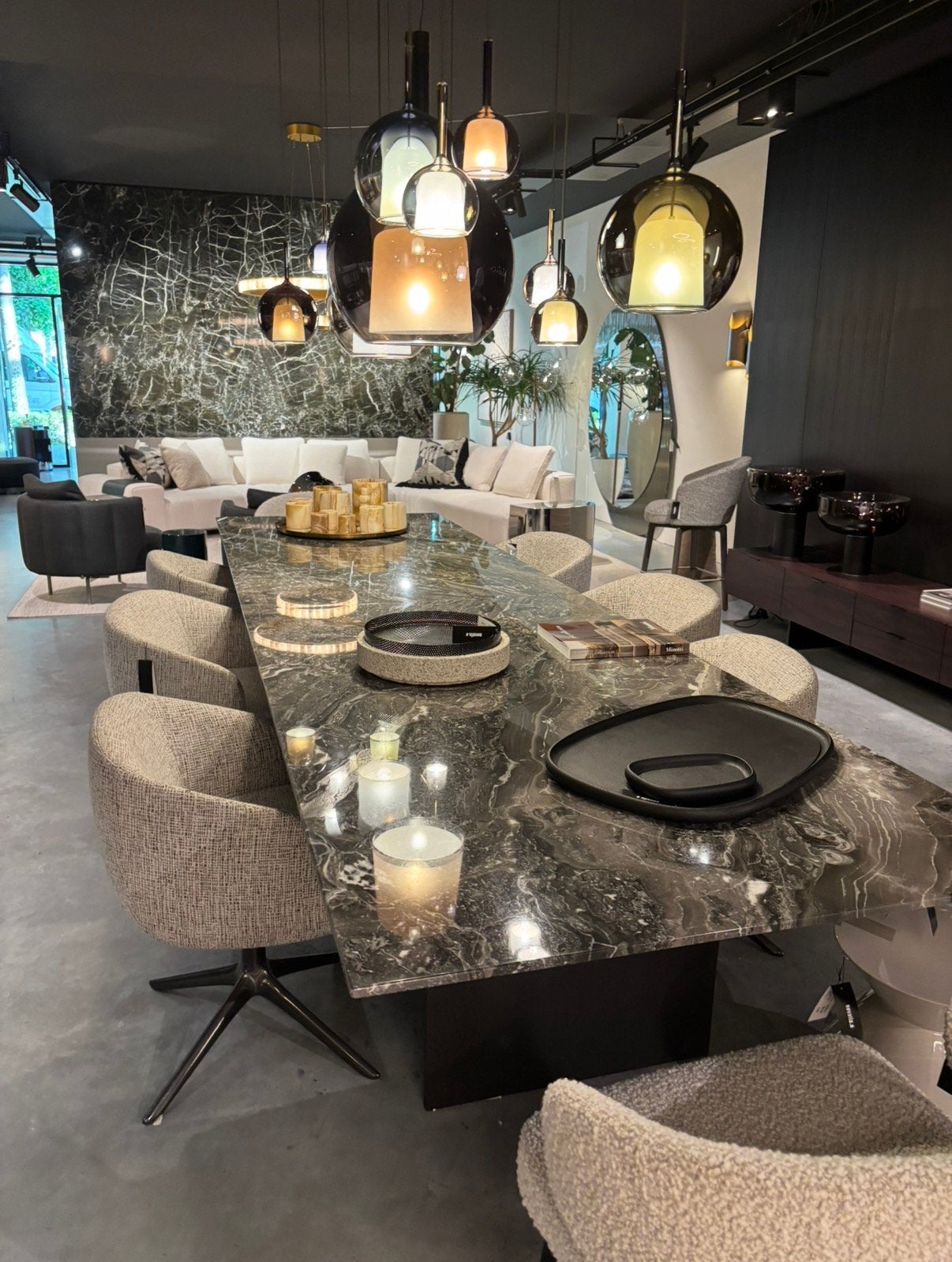 Minotti Linha Dining Table 115x400cm Grigio Orobico Marmer, 100 tot 150 cm, Minotti, 9723 CA, Ophalen of Verzenden
