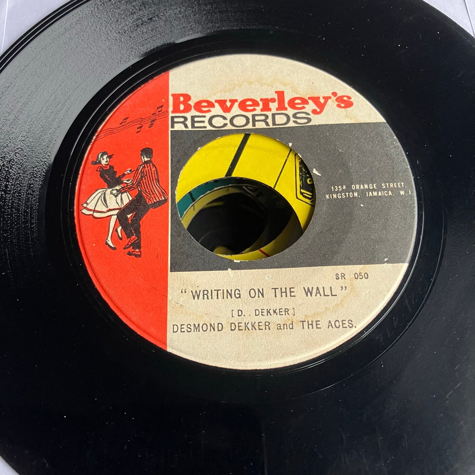 Desmond Dekker & The Aces - Writing On The Wall / A It Mek, Gebruikt, Originele persing, 7 inch, Ophalen of Verzenden