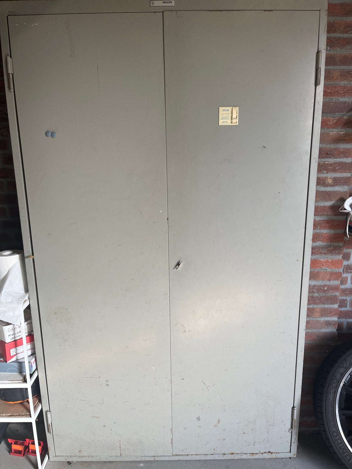 Philips metalen kast voor schuur of berging, Ophalen, Gebruikt