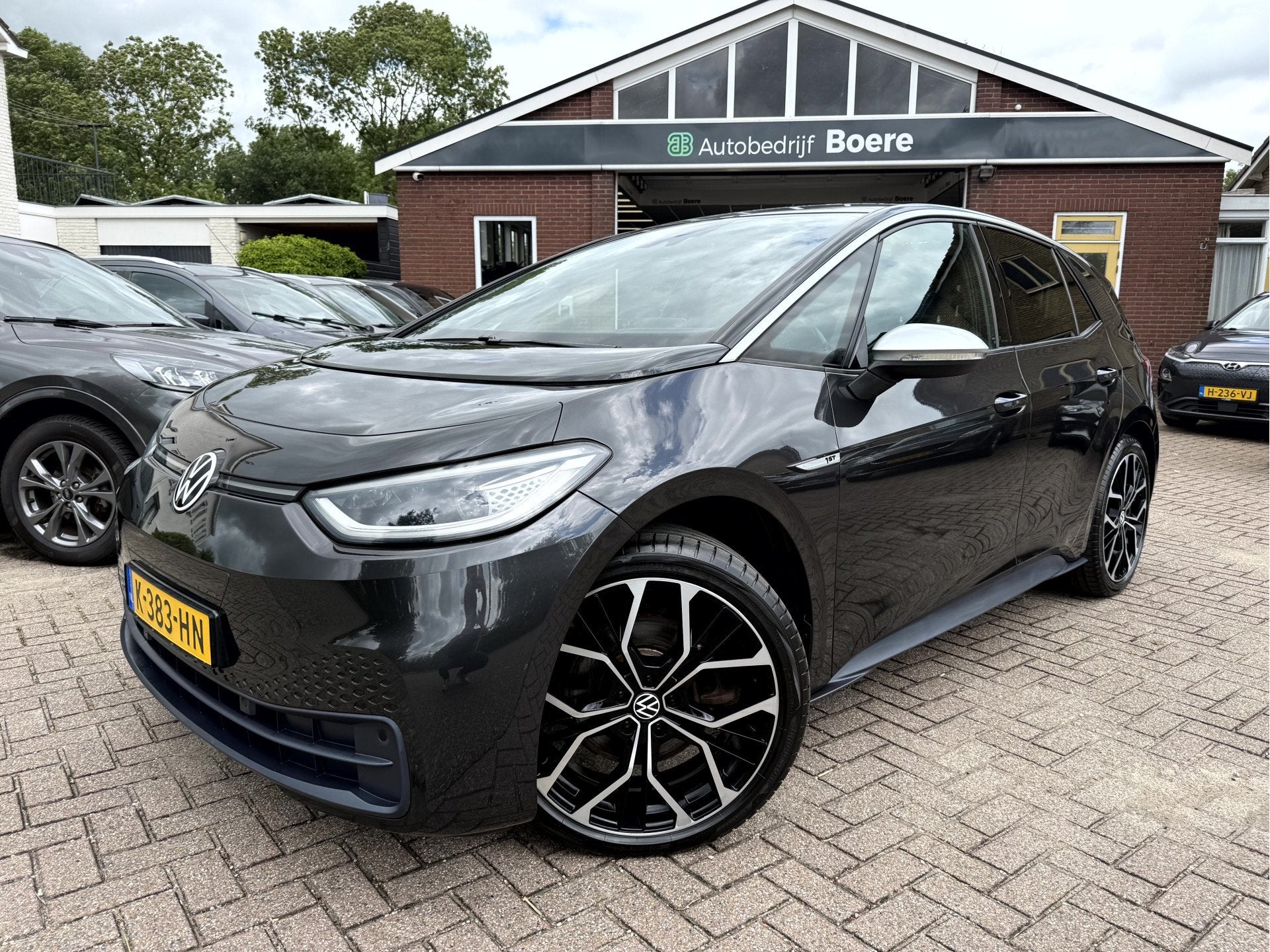 Volkswagen ID.3 First Max 58 kWh SOH 94.9%, Vol Opties!, Auto's, Volkswagen, Gebruikt, Zwart, ID.3, Zilver of Grijs