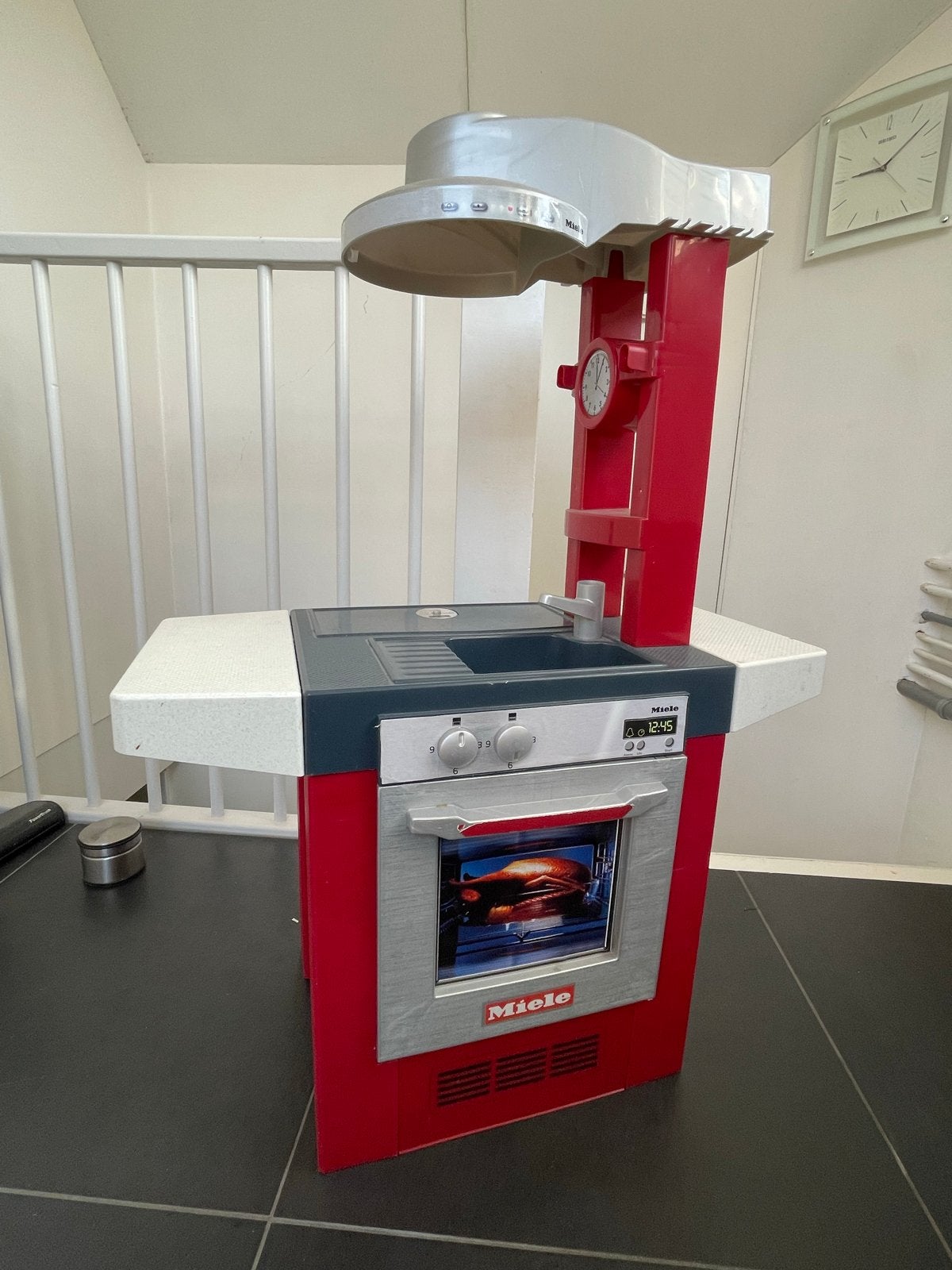 Miele Speelkeuken - Compleet met Oven en Afzuigkap, Ophalen, Gebruikt, Kunststof, Speelkeuken