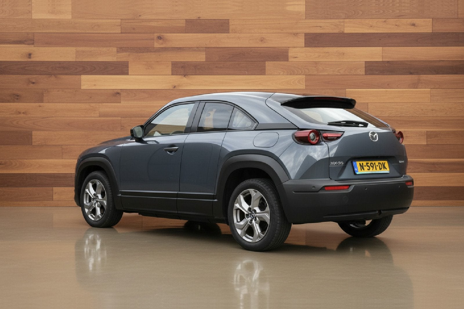 Mazda MX-30 e-SkyActiv 145 36 kWh | SOH 93,94% (bj 2021), Auto's, Stof, Gebruikt, Huisgarantie, 35 kWh