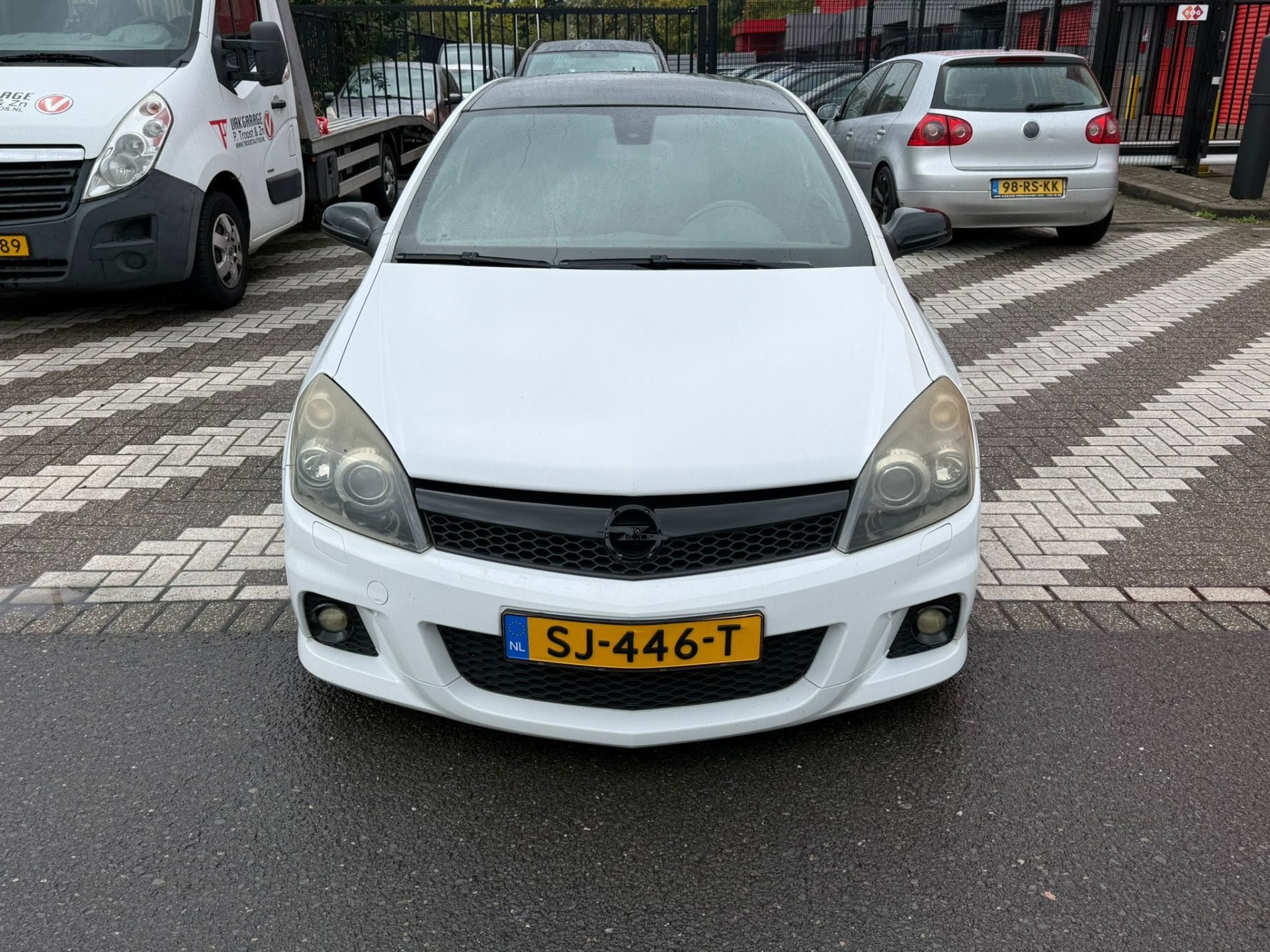 Opel Astra GTC 1.6 T Sport OPC 180PK | Inruilkoopje, Verwarmde buitenspiegels, Gebruikt, 4 cilinders, 179 pk