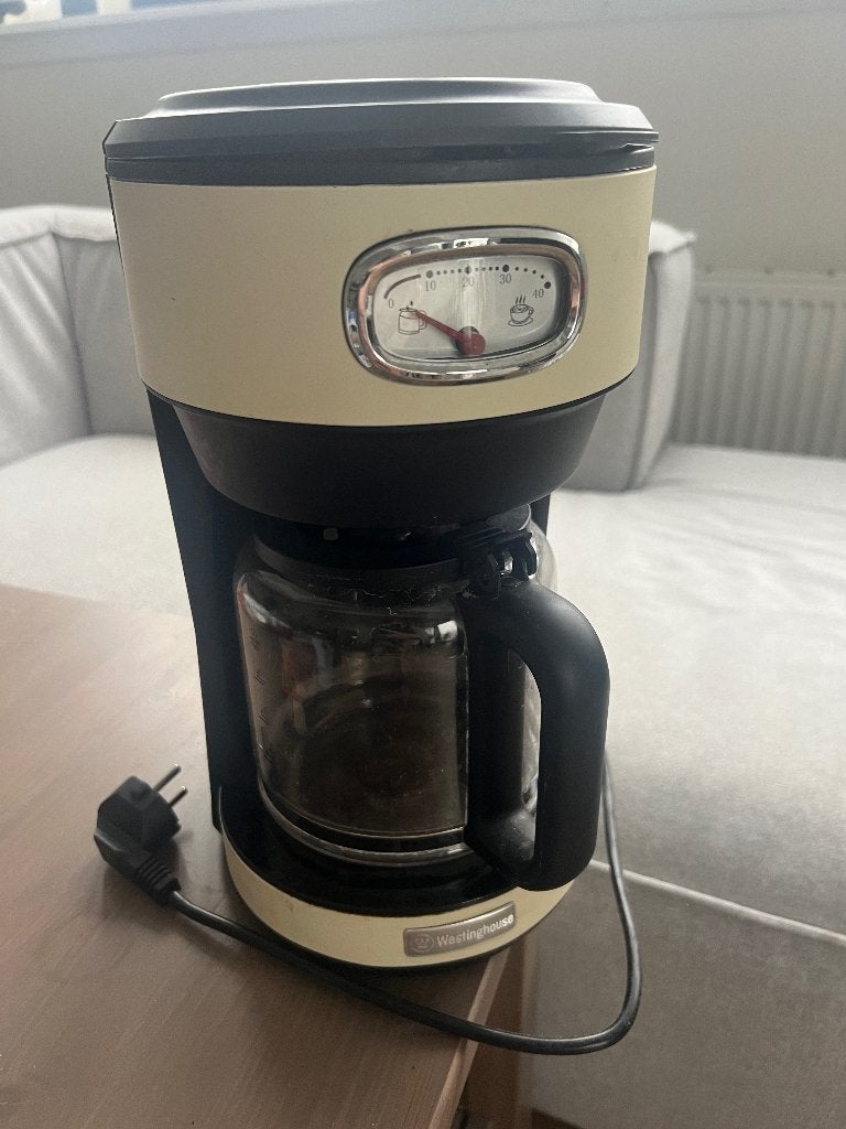 Coffee maker, Ophalen, Koffiemachine, Gemalen koffie, Zo goed als nieuw