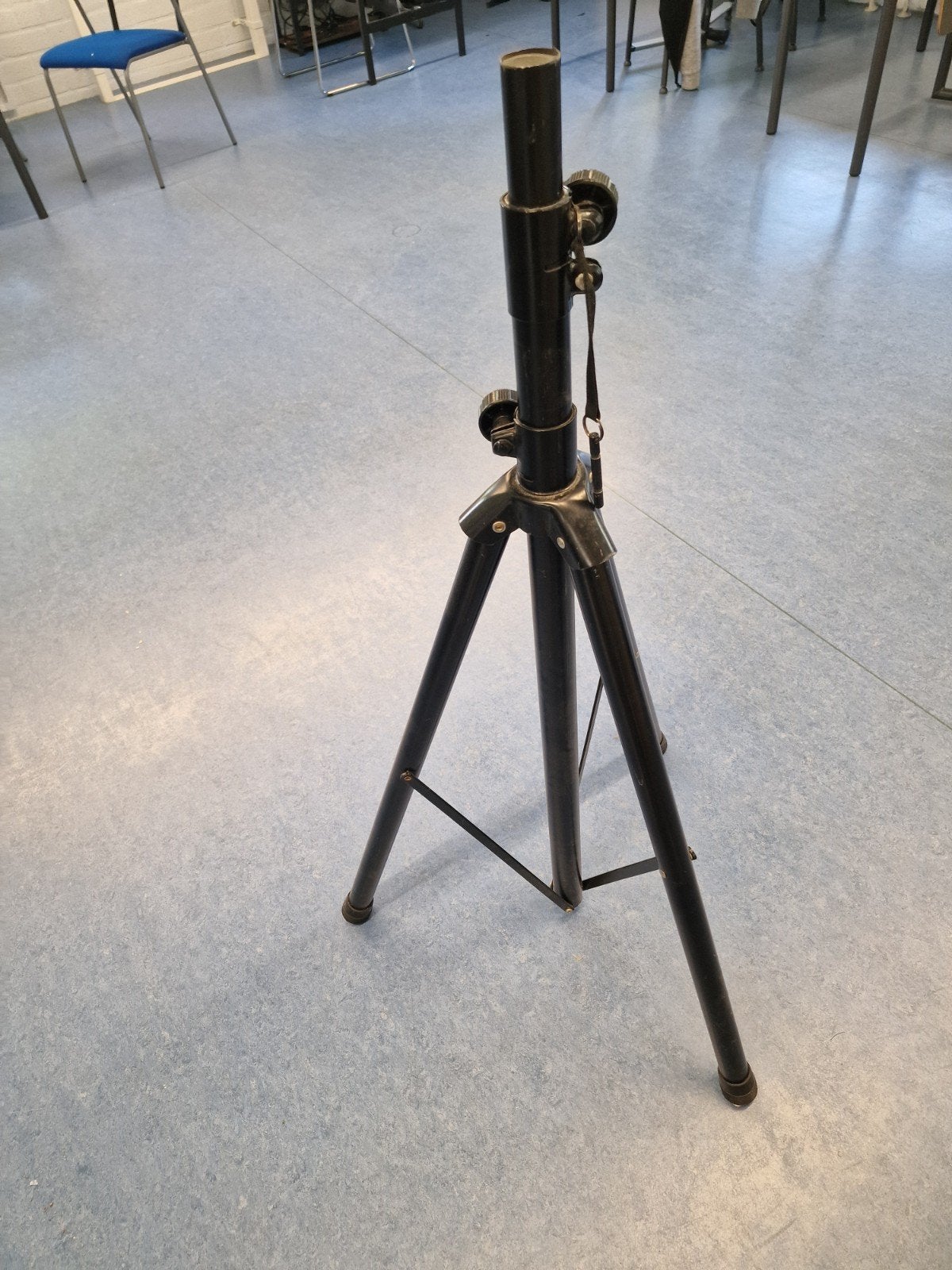 Speaker standaard - Zwart, in hoogte verstelbaar, Muziek en Instrumenten, Standaards, Ophalen of Verzenden, Gebruikt, Instrumentstandaard