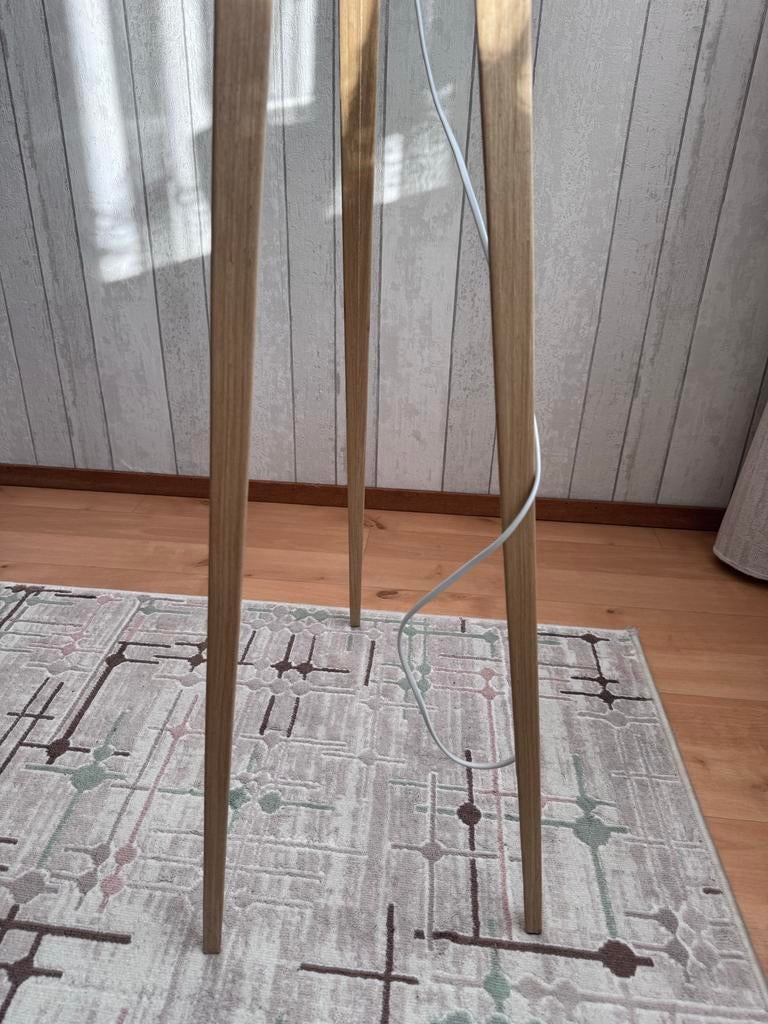 Zuiver Tripod Wood vloerlamp, Huis en Inrichting, Lampen | Vloerlampen, Ophalen, Zo goed als nieuw, Hout, 150 tot 200 cm