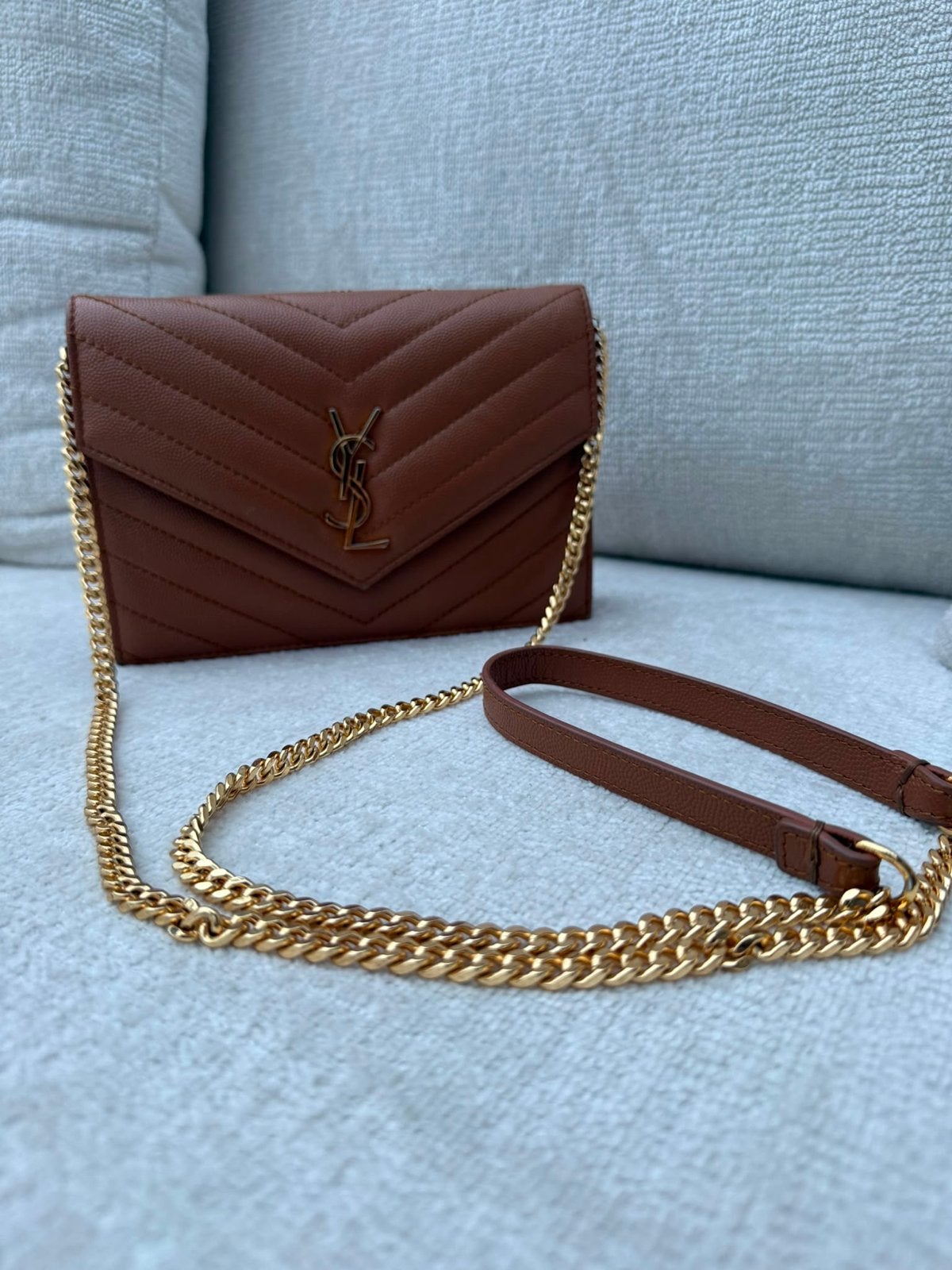 Saint Laurent YSL portemonnee op ketting bruin, Ophalen of Verzenden, Gebruikt, Bruin, Schoudertasje