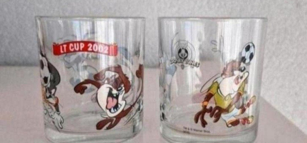 Twee glazen met Looney Tunes opdrukken, Verzamelen, Verzenden, Zo goed als nieuw