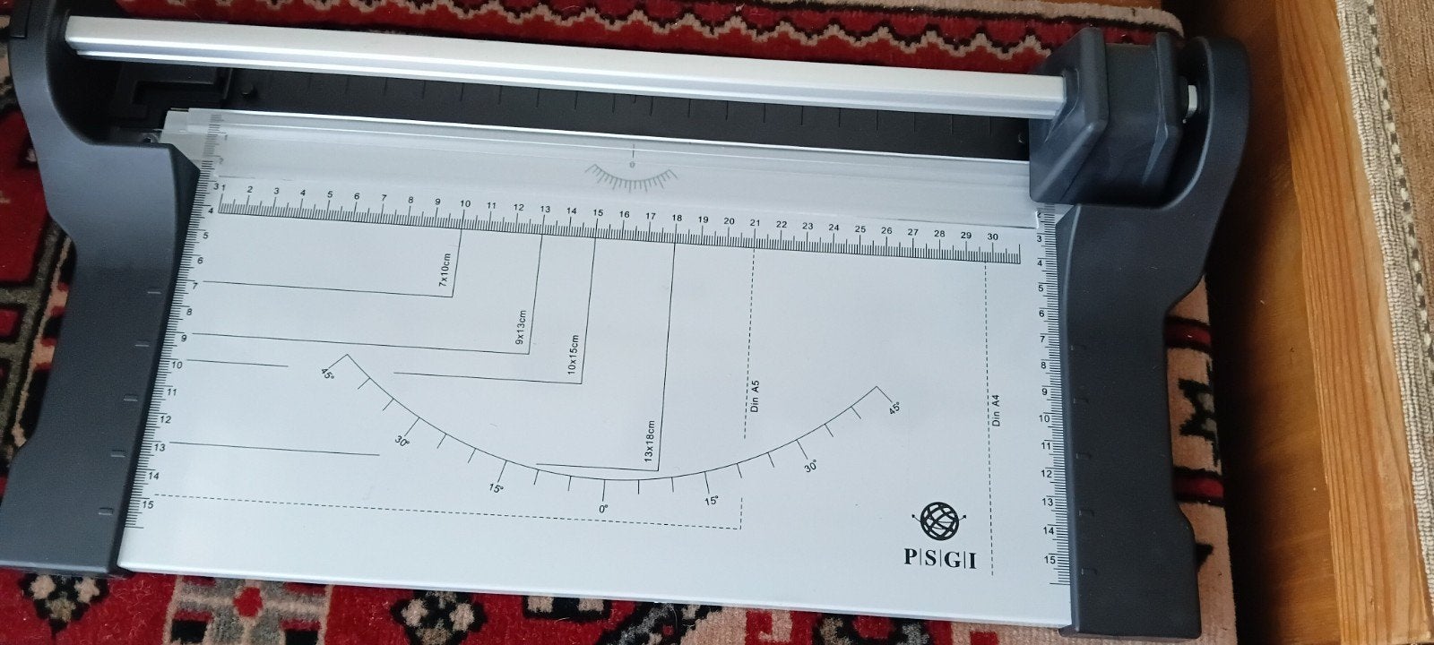 A4 Papiersnijder - Nauwkeurig en Gebruiksvriendelijk, Ophalen of Verzenden, Gebruikt