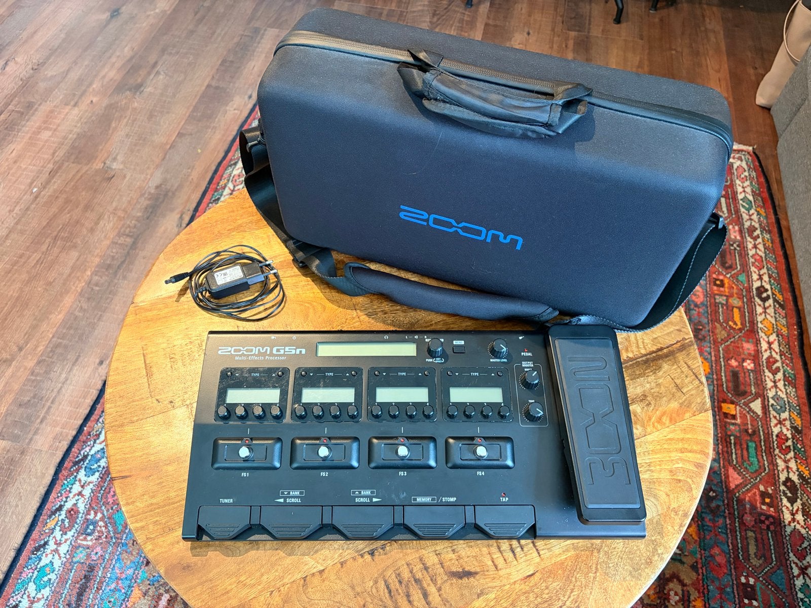 Zoom G5n Multi-Effects Processor met draagtas, Muziek en Instrumenten, Ophalen of Verzenden, Gebruikt, Multi-effect