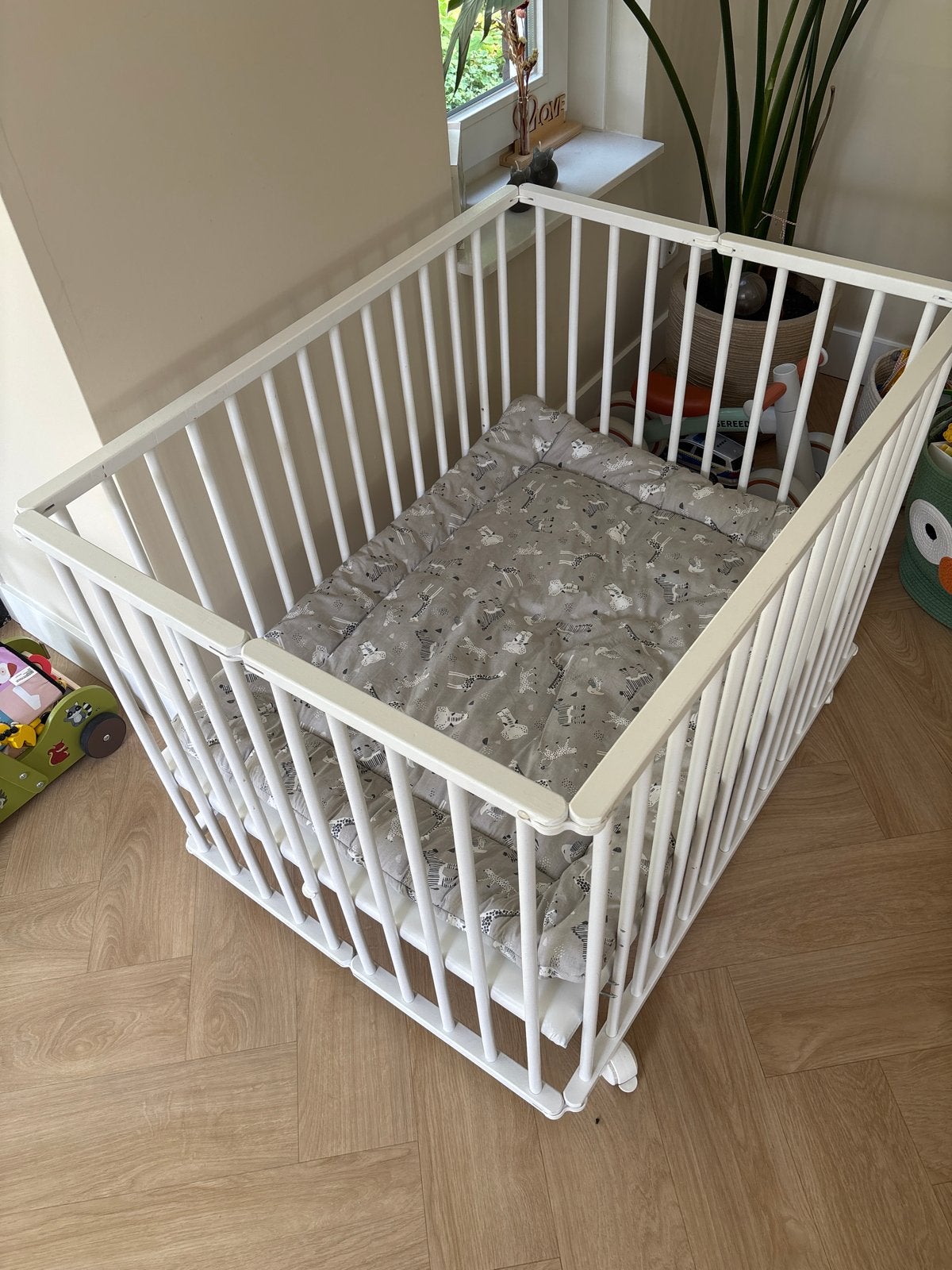 Petite Amelie baby box - Wit met boxkleed, Ophalen of Verzenden, Gebruikt, Rechthoekig, In hoogte verstelbaar