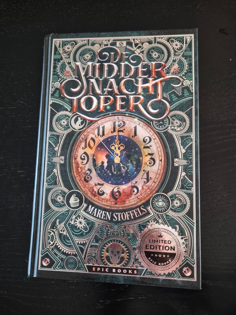 De Middernachtloper - Maren Stoffels (Limited Edition), Boeken, Ophalen of Verzenden, Zo goed als nieuw, Maren Stoffels, Nederland