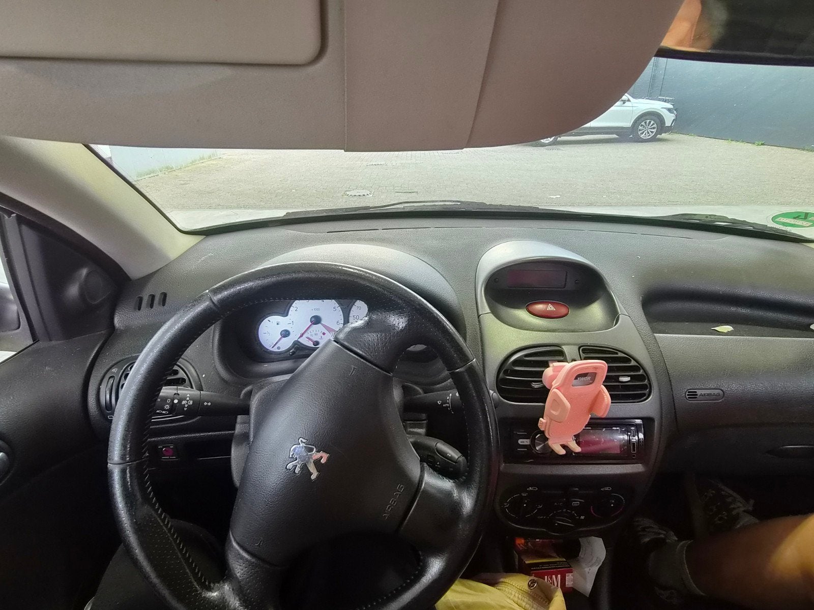 Peugeot 206 1.6 16V SW 2005 Grijs, Voorwielaandrijving, 15 km/l, 40 €/maand, 4 cilinders