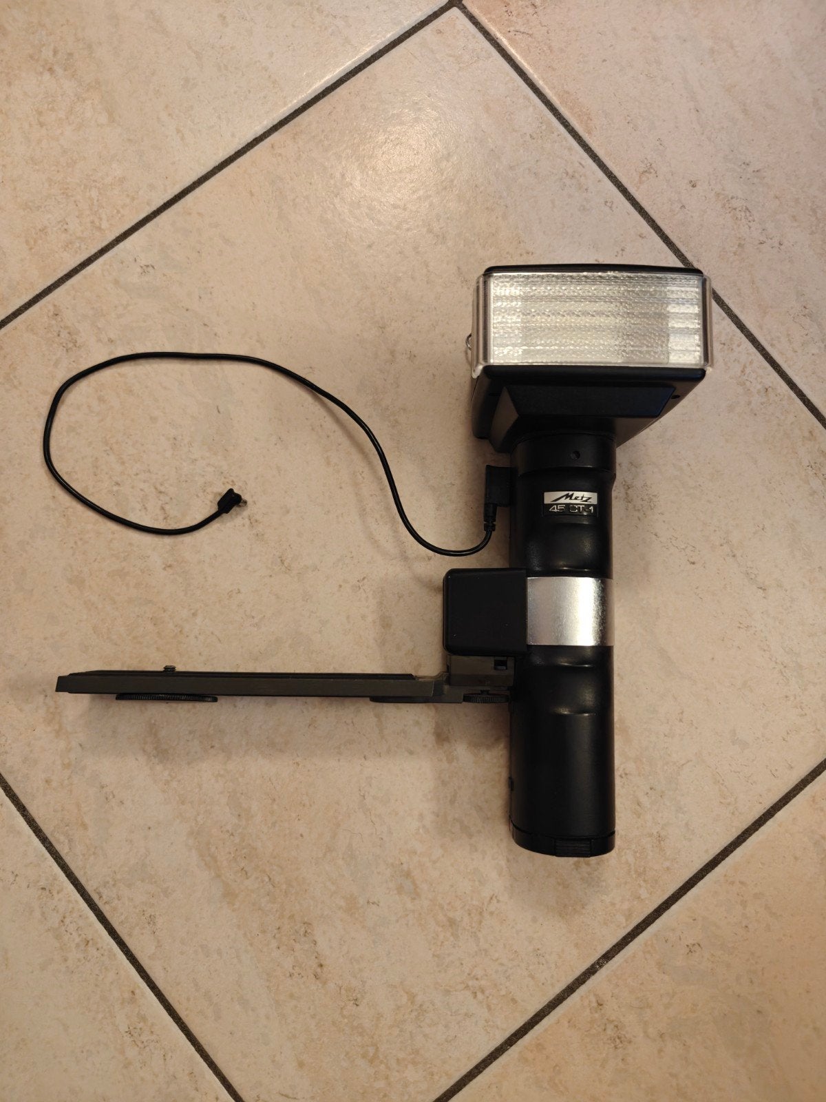 Metz 45 CT-1 flitser met houder - Vintage flitslicht, Audio, Tv en Foto, Gebruikt, Staafflitser, Metz, Inclusief accessoires