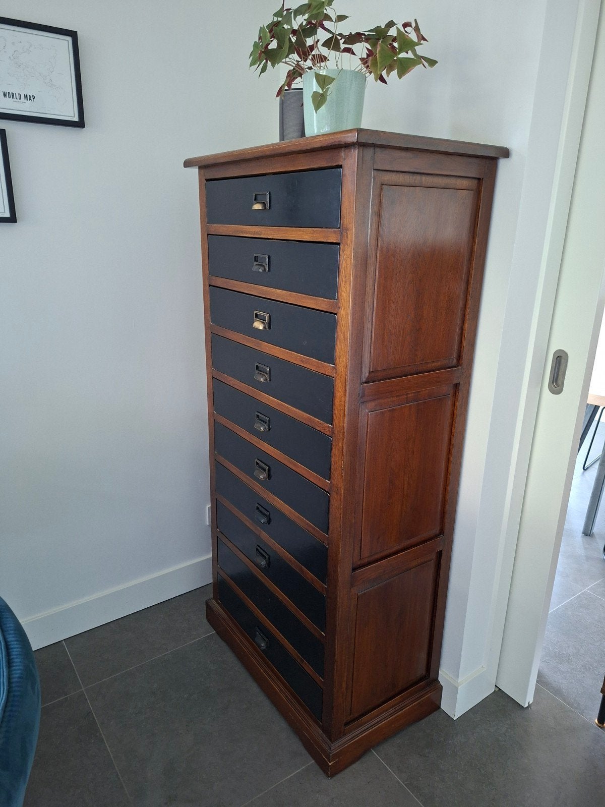 Vintage ladekast met 10 lades - donker hout, Antiek en Kunst, Antiek | Meubels | Kasten, Ophalen of Verzenden