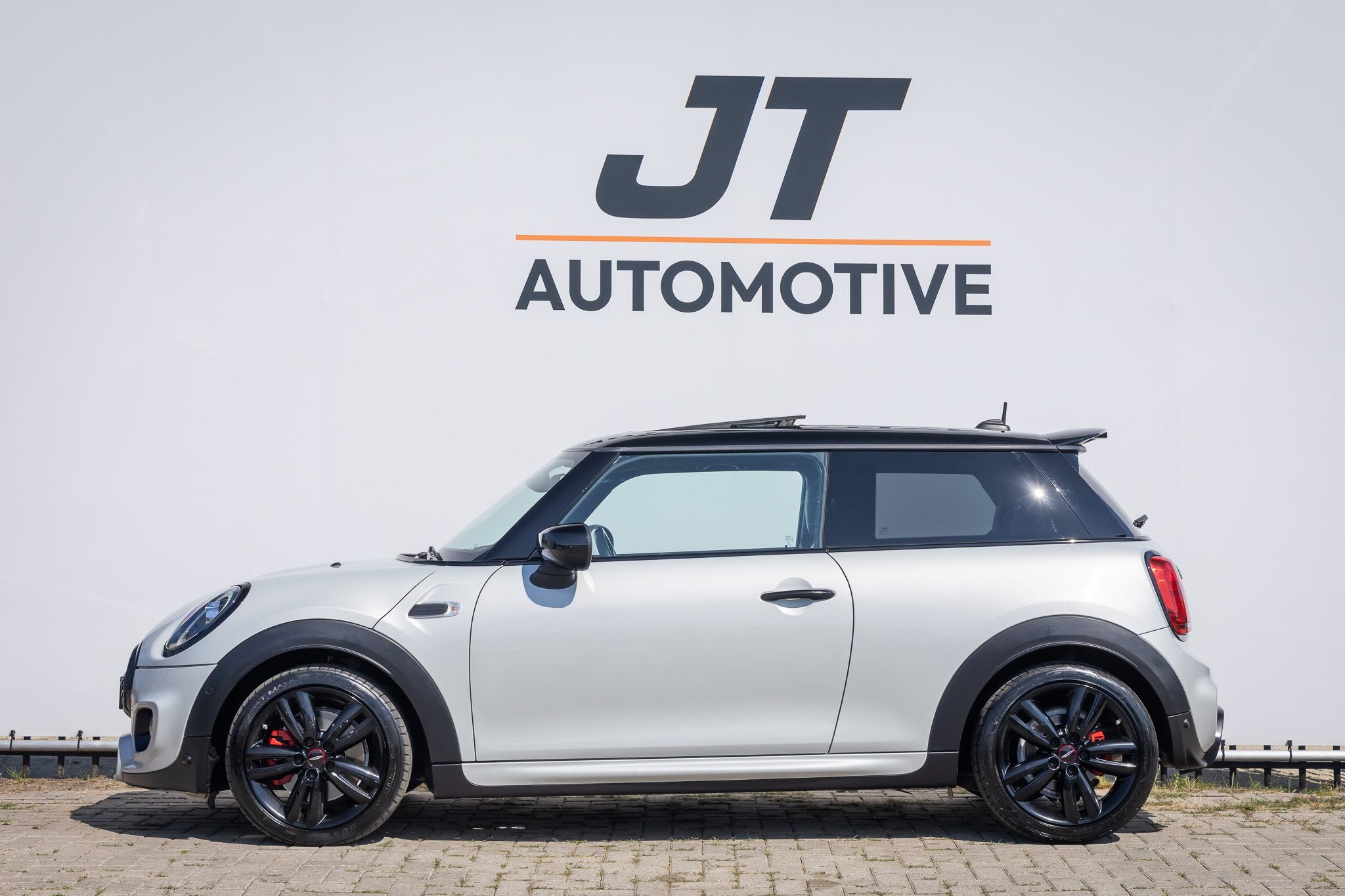 MINI Cooper S 2.0 Hamm nlauto jcw panoramadak harman cardon, Auto's, 1998 cc, 1195 kg, Gebruikt, Euro 6