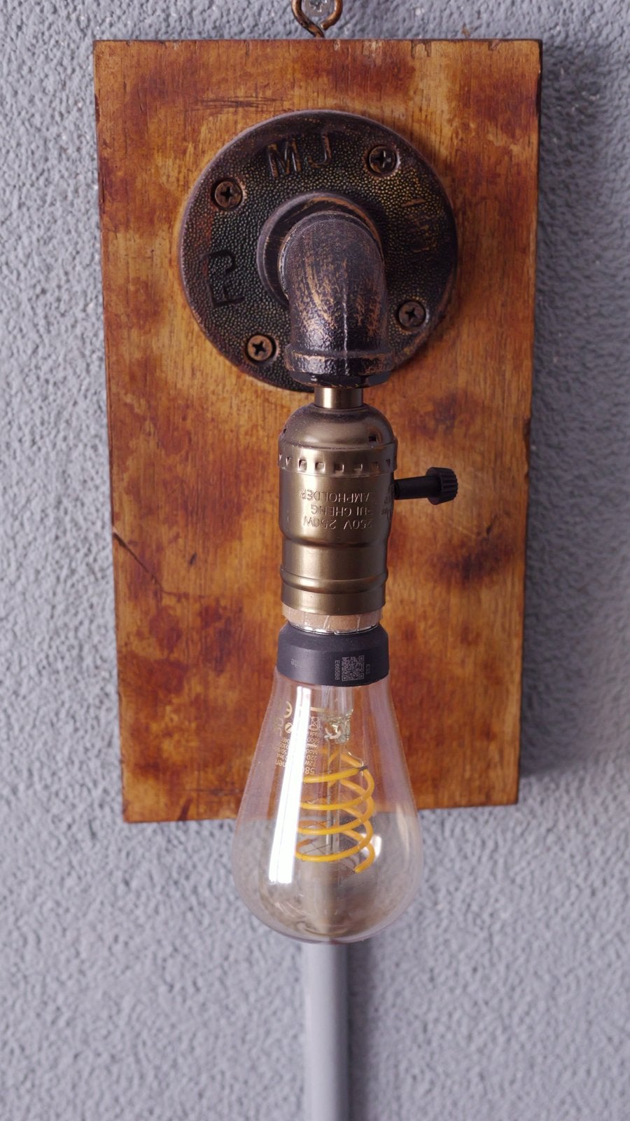 Industriële Wandlamp van Hout en Metaal, Gebruikt, Bruin, Overige merken, Inclusief lichtbron