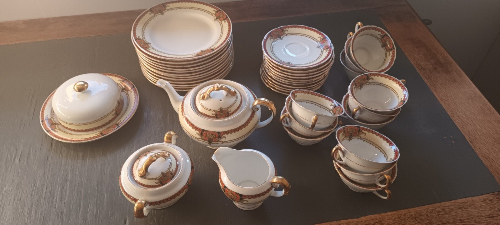 Victoria China Czechoslovakia Ontbijt-/theeservies, Ophalen of Verzenden