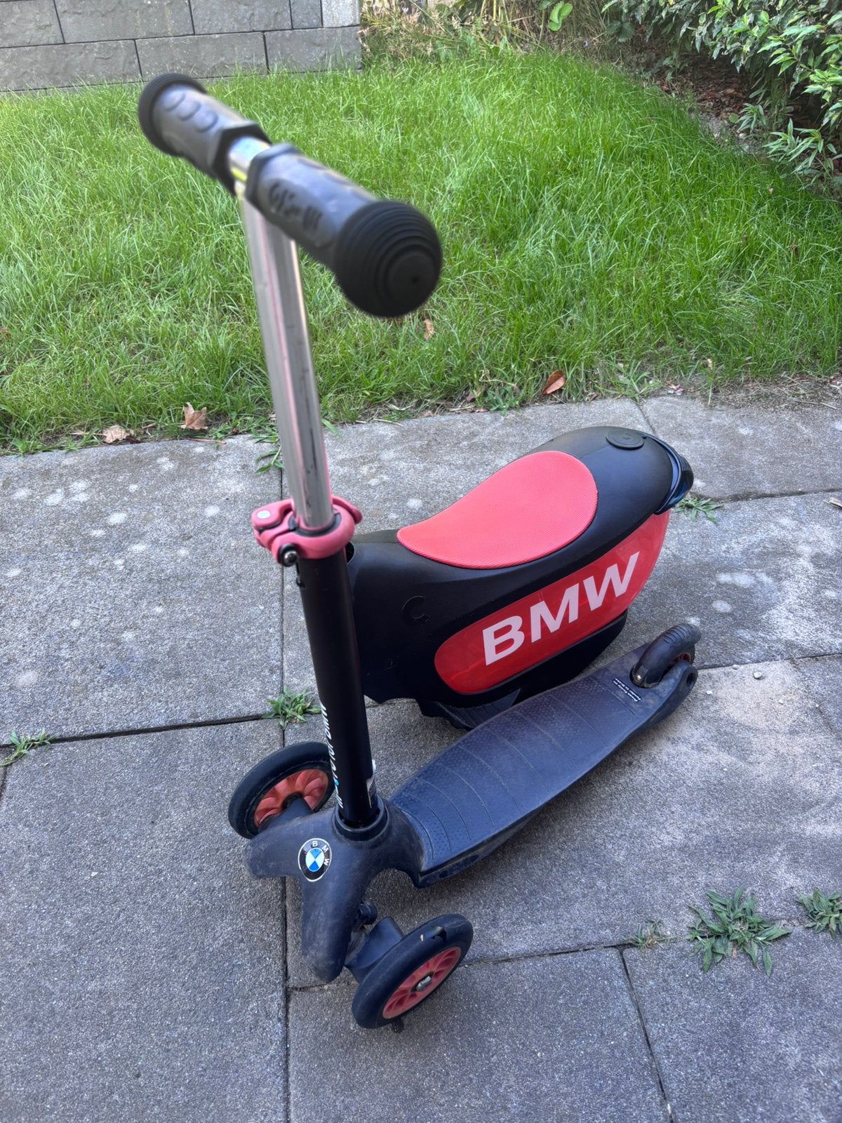 Micro step mini BMW met zitje - Gebruikt, Fietsen en Brommers, Steps, Gebruikt, Gewone step, Ophalen