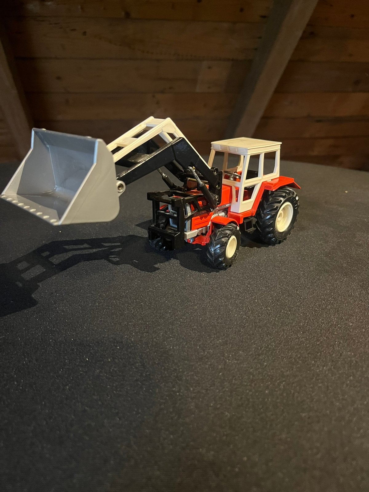 Siku massey-ferguson 3050A 1:32, Ophalen of Verzenden, Zo goed als nieuw, Tractor of Landbouw, SIKU