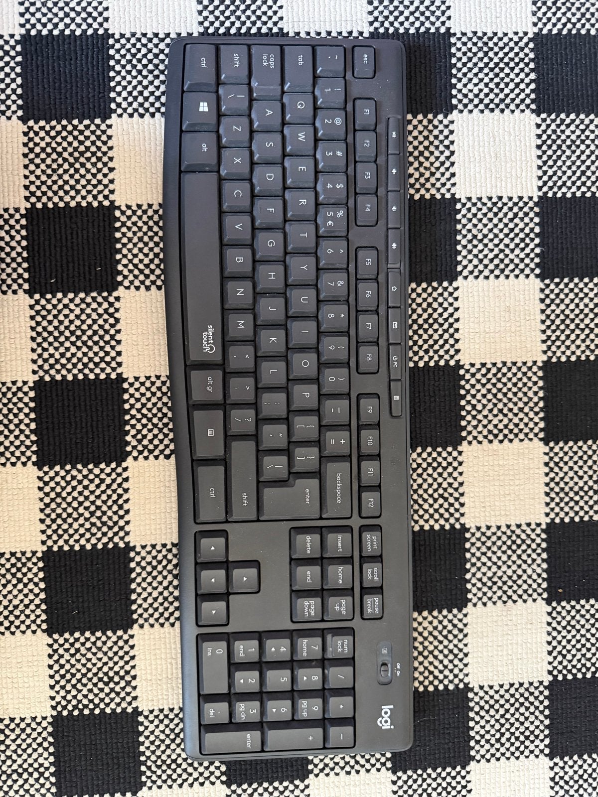 Logitech K295 Silent Touch Draadloos Toetsenbord QWERTY, Draadloze ontvanger, Ophalen of Verzenden, Zo goed als nieuw, Draadloos