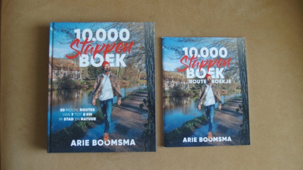 10.000 stappen - Arie Boomsma - Natuur, Ophalen of Verzenden, Zo goed als nieuw, Natuur algemeen, Arie Boomsma