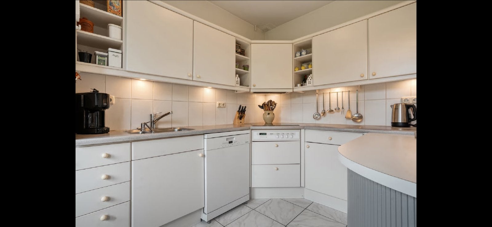 Complete keuken - gratis af te halen, Ophalen, Gebruikt, Wit, Hoekkeuken