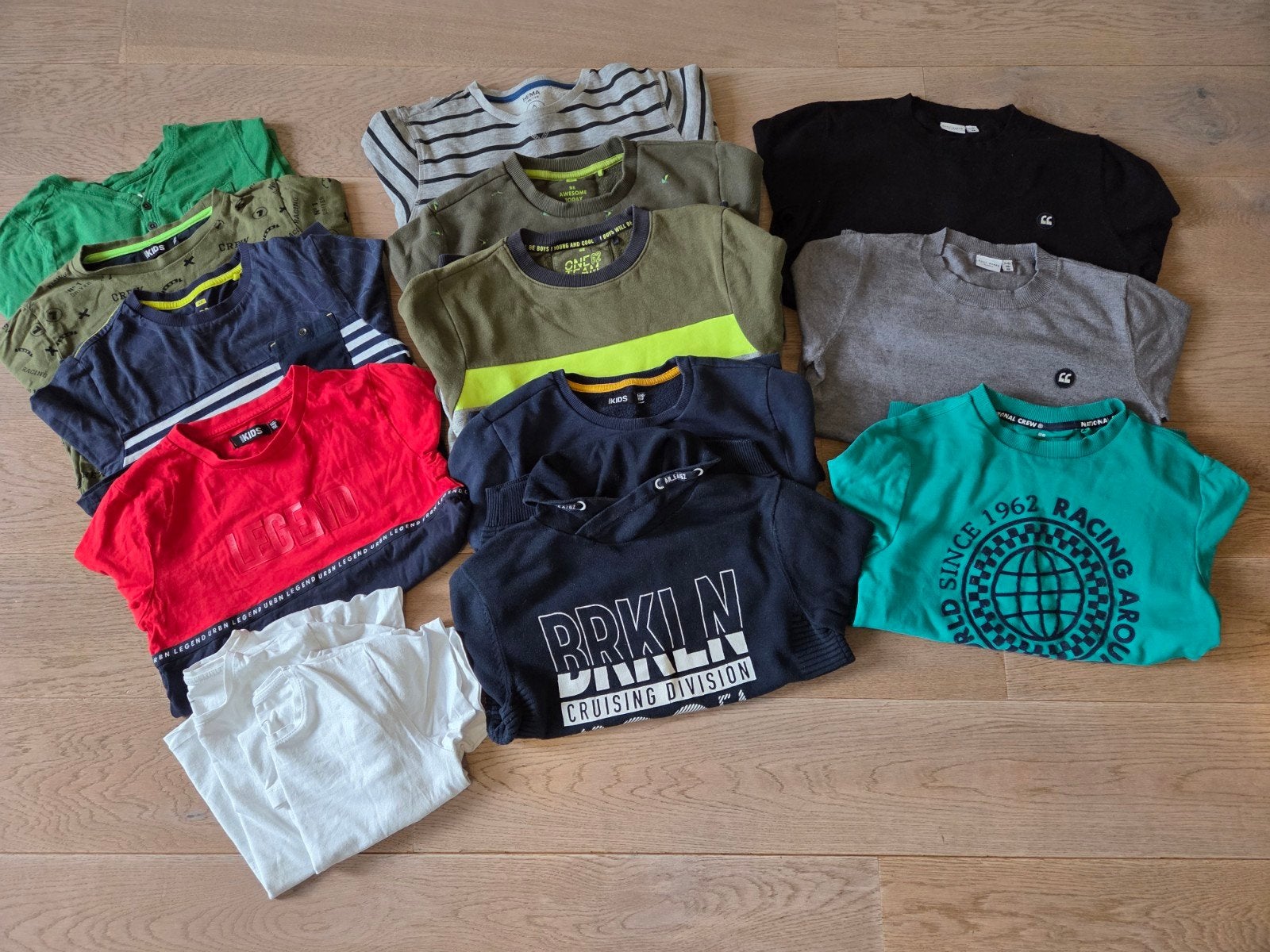 Kledingpakket voor jongens met winterjas, maat 146/152, Ophalen of Verzenden, Vingino, Jongen, Overige typen