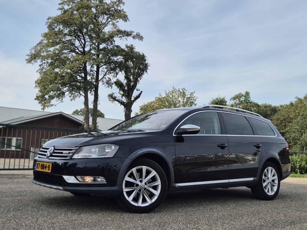 Volkswagen Passat Alltrack 4x4 2.0 TDI (bj 2013), Auto's, Voorwielaandrijving, Euro 5, 4 cilinders, Zwart