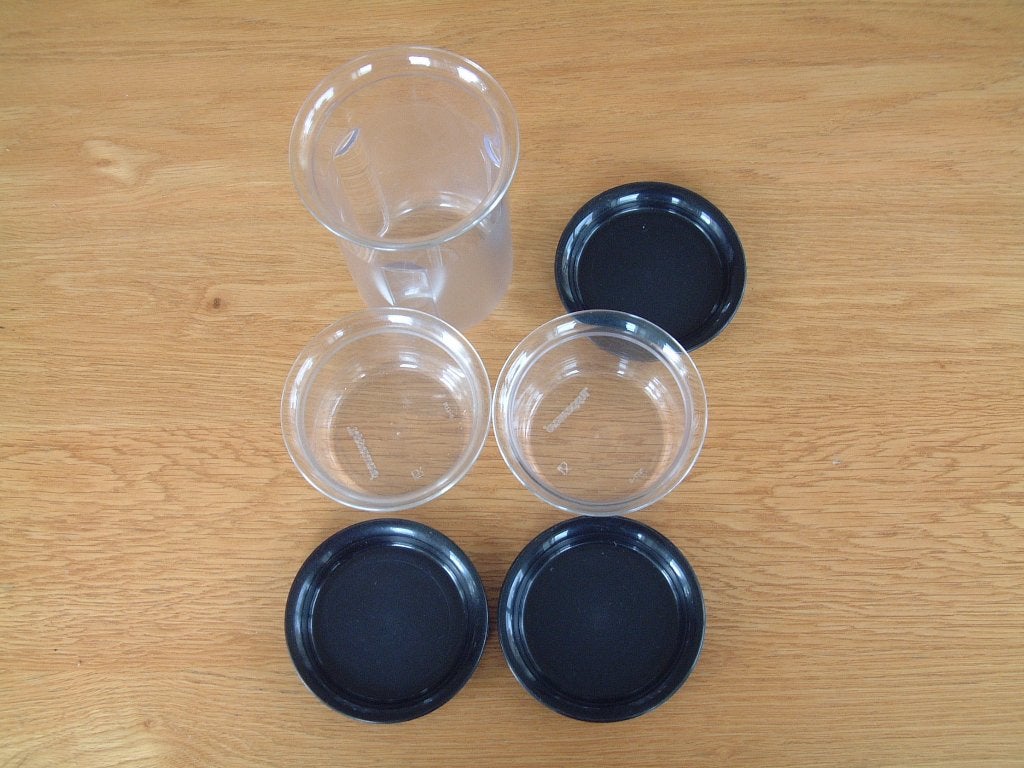 3 nette tupperware bussen zwart deksel, Ophalen of Verzenden, Zo goed als nieuw, Overige typen