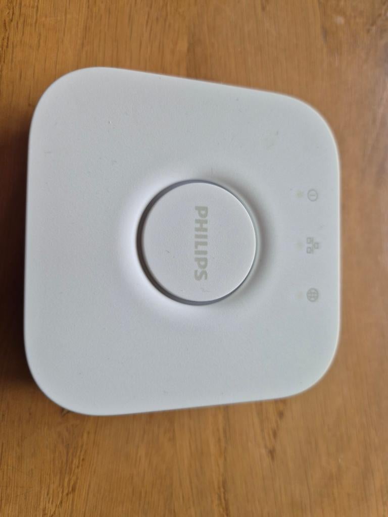 Philips Hue bridge, Computers en Software, Ophalen of Verzenden, Zo goed als nieuw, Philips by Signify