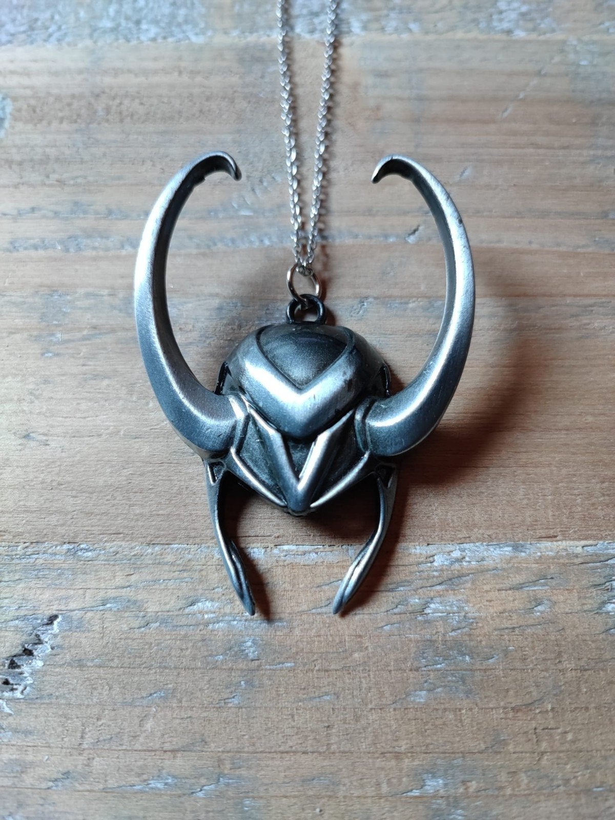Nieuwe Loki Helm Ketting - Marvel Avengers Hanger, Verzenden