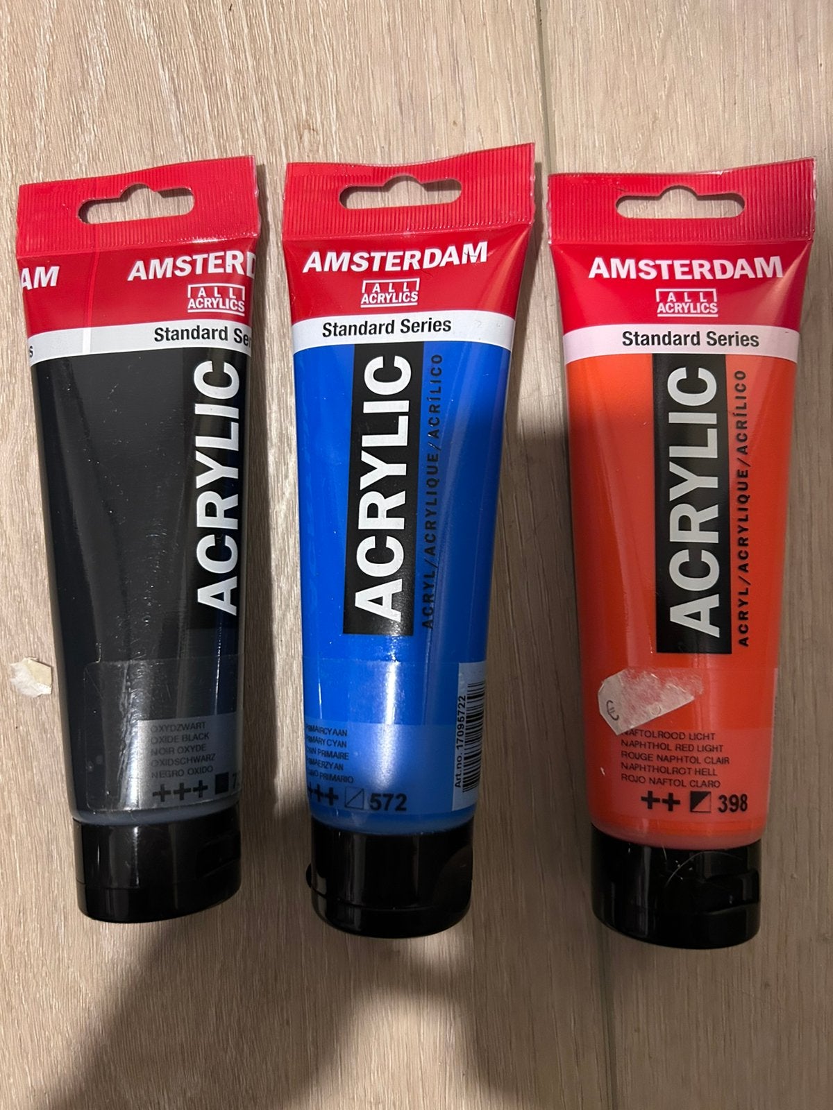 3 tubes van 125 ml Acryl verf blauw, zwart en rood nieuw, Hobby en Vrije tijd, Ophalen of Verzenden, Nieuw, Acrylverf