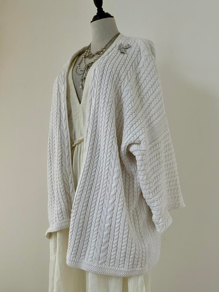 Zapa Paris (one size) 420,-  vest cardigan cable knit, Ophalen of Verzenden, Zo goed als nieuw, Maat 38/40 (M)