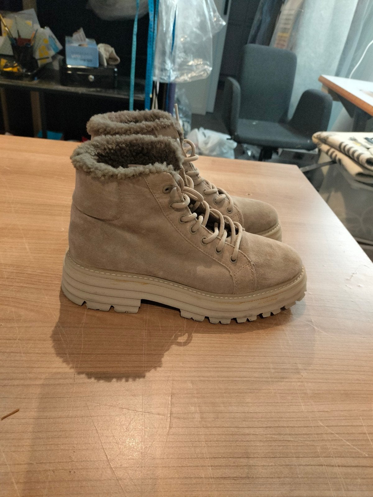 dames schoenen /Laarzen, Ophalen of Verzenden, Zo goed als nieuw, Zwart, Sneakers of Gympen