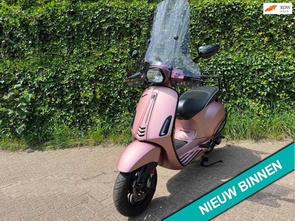 Vespa Sprint ROSE GOLD Scooter Windscherm BETAAL met in3, Fietsen en Brommers, Scooters | Vespa, Overige modellen, V
v  v, NL