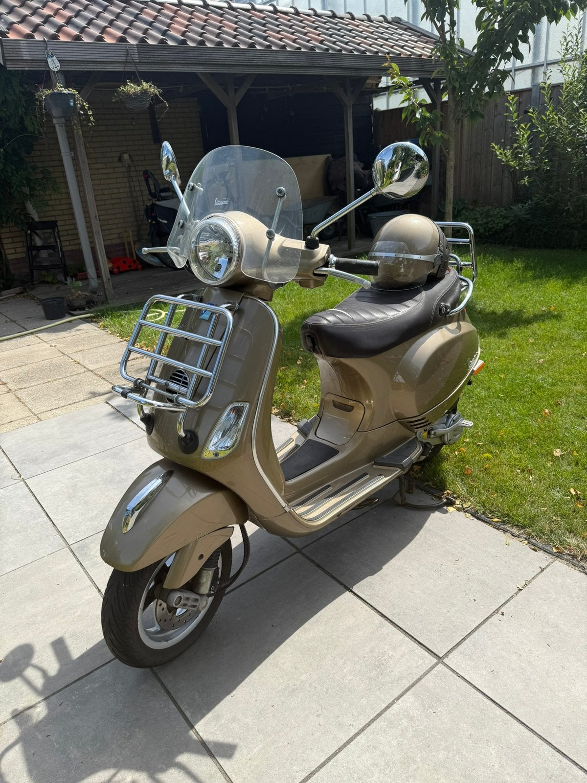 Vespa LX 50 4V (2012) – Goed onderhouden – Incl. helm & slot, Ophalen, Gebruikt, Benzine, Vespa LX