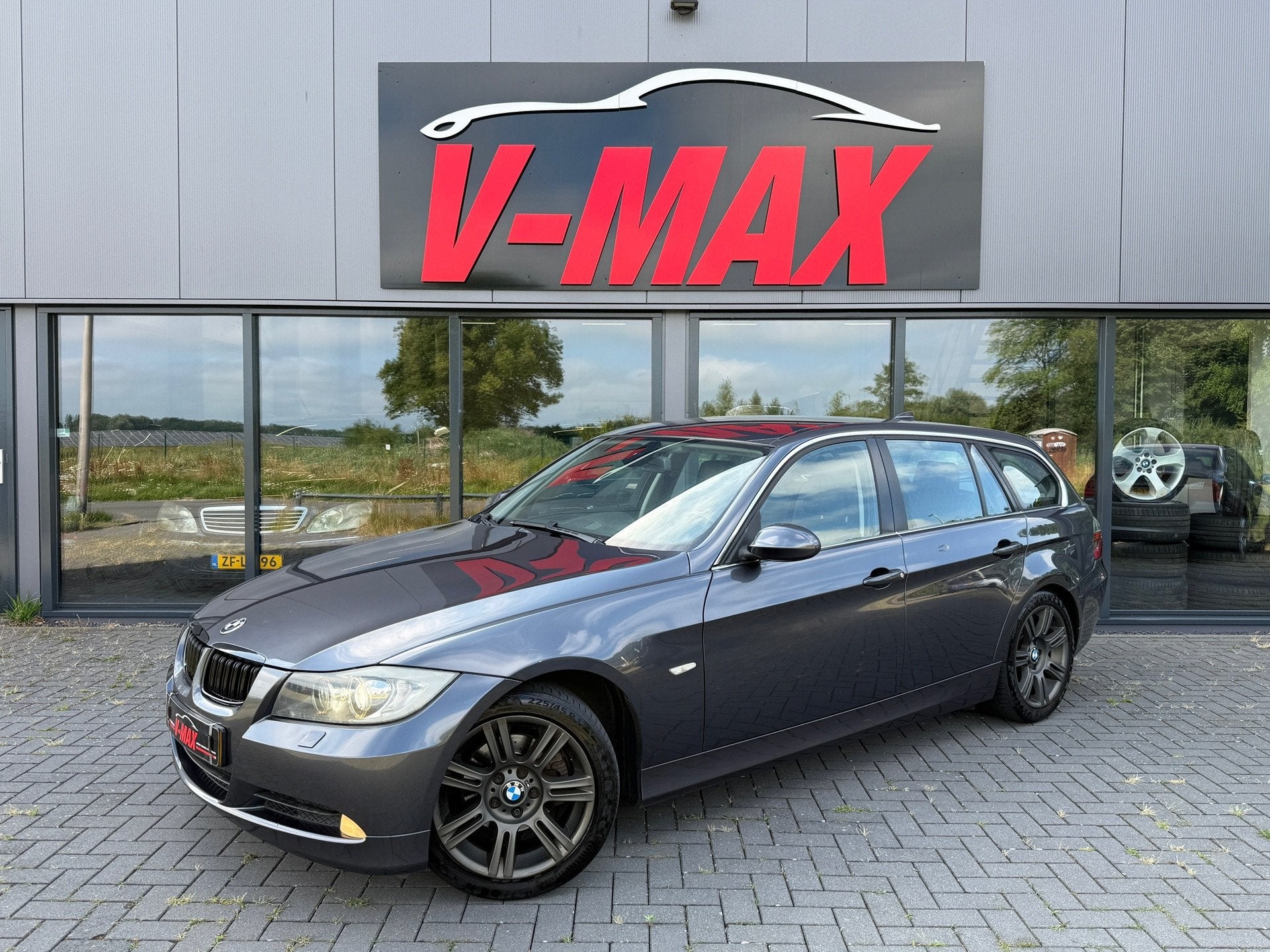 BMW Touring 325i Touring Exec. Naviprof Leder Xenon Stoelvw., Auto's, Achterwielaandrijving, Gebruikt, Zwart, 2497 cc