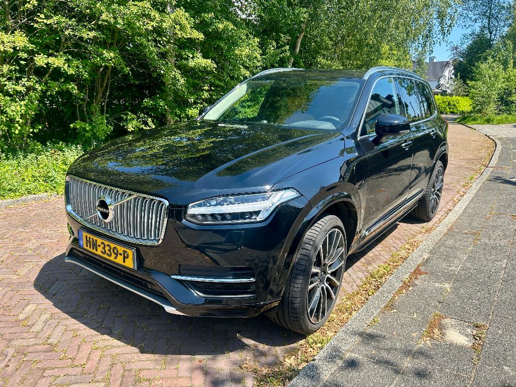 Volvo XC90 2.0 T8 Twin Engine AWD Inscription 7-persoons, 320 pk, 7 stoelen, Zwart, 2187 kg