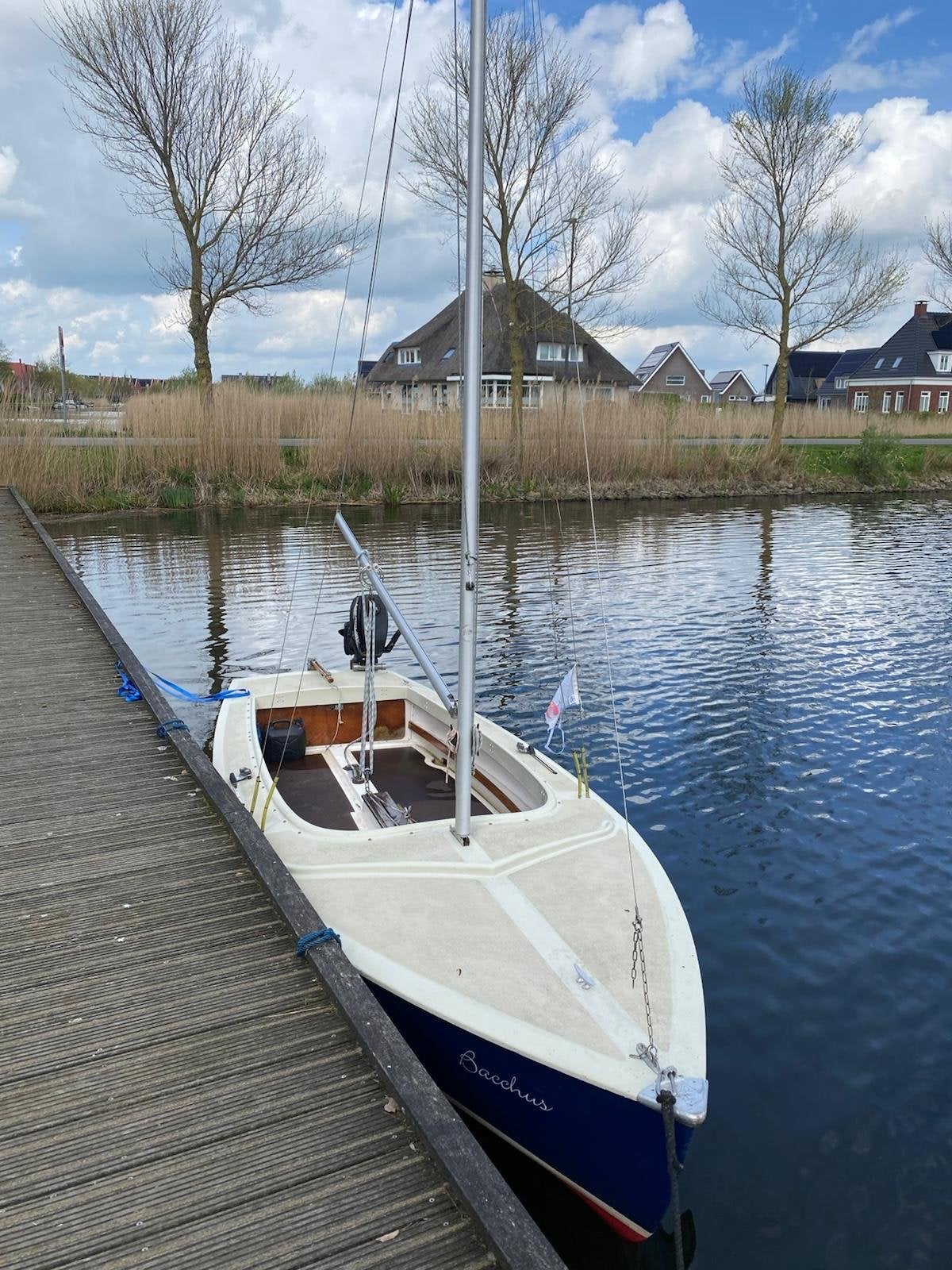 Volksboot 480 met 4pk Mercury buitenboordmotor (en trailer), Ophalen, Gebruikt, Minder dan 15 m²