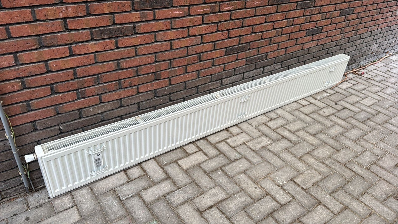 Radiator 280x30 cm, gebruikt, uit 2008, Ophalen, 30 tot 80 cm, Gebruikt, Hoog rendement (Hr)