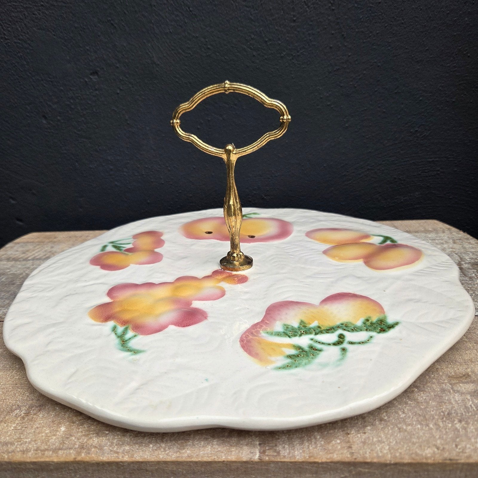 brocante barbotine aardewerk taart plateau, Ophalen of Verzenden