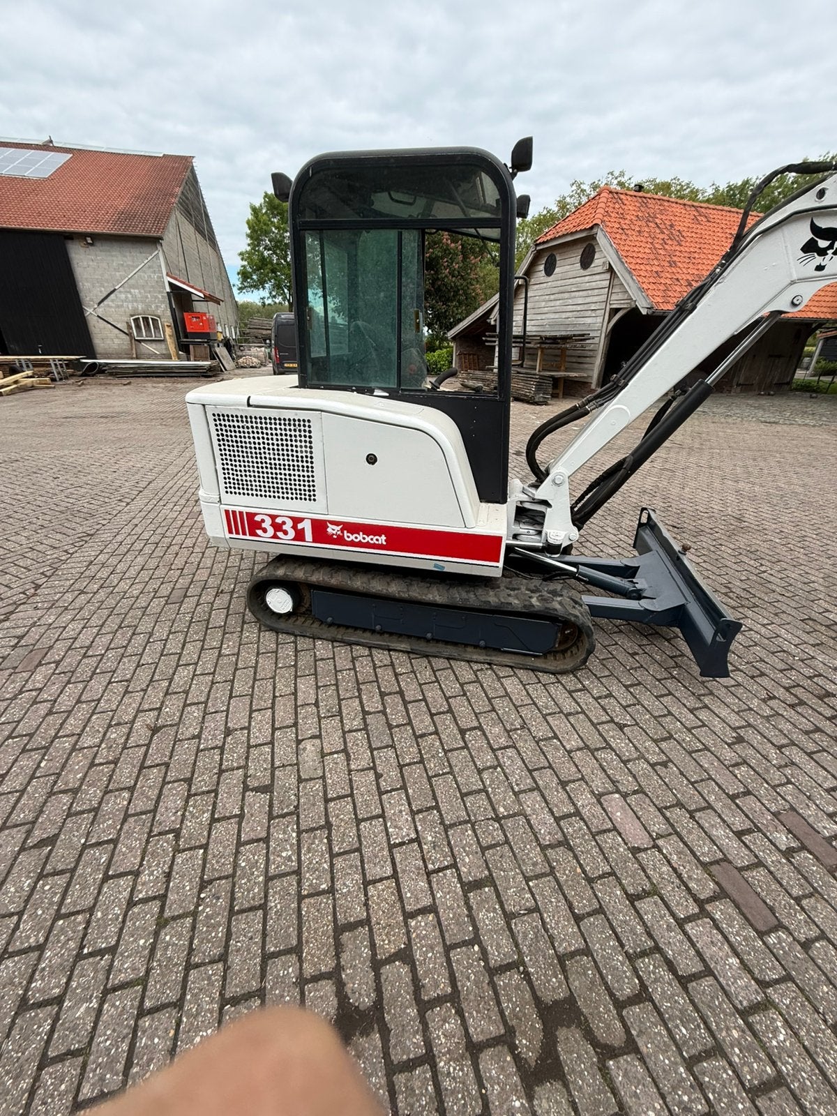 Bobcat 331, Ophalen, Graafmachine