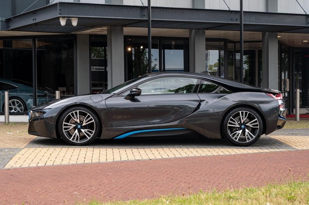 BMW i8 1.5 FIRST EDITION (bj 2015, automaat), Auto's, BMW, Automaat, Gebruikt, Euro 6, 48 km/l