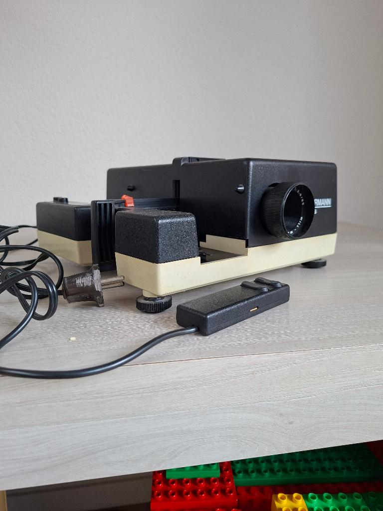 Kindermann telefocus diaprojector, Ophalen, Gebruikt