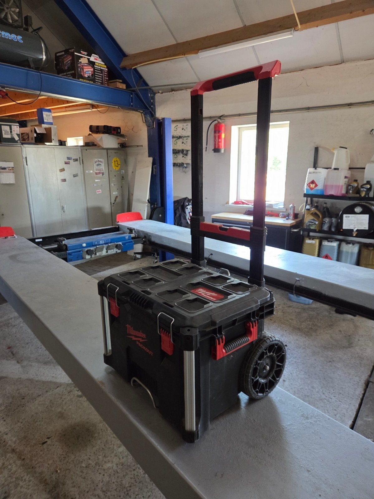 Milwaukee Packout Trolley, Doe-het-zelf en Verbouw, Ophalen, Zo goed als nieuw