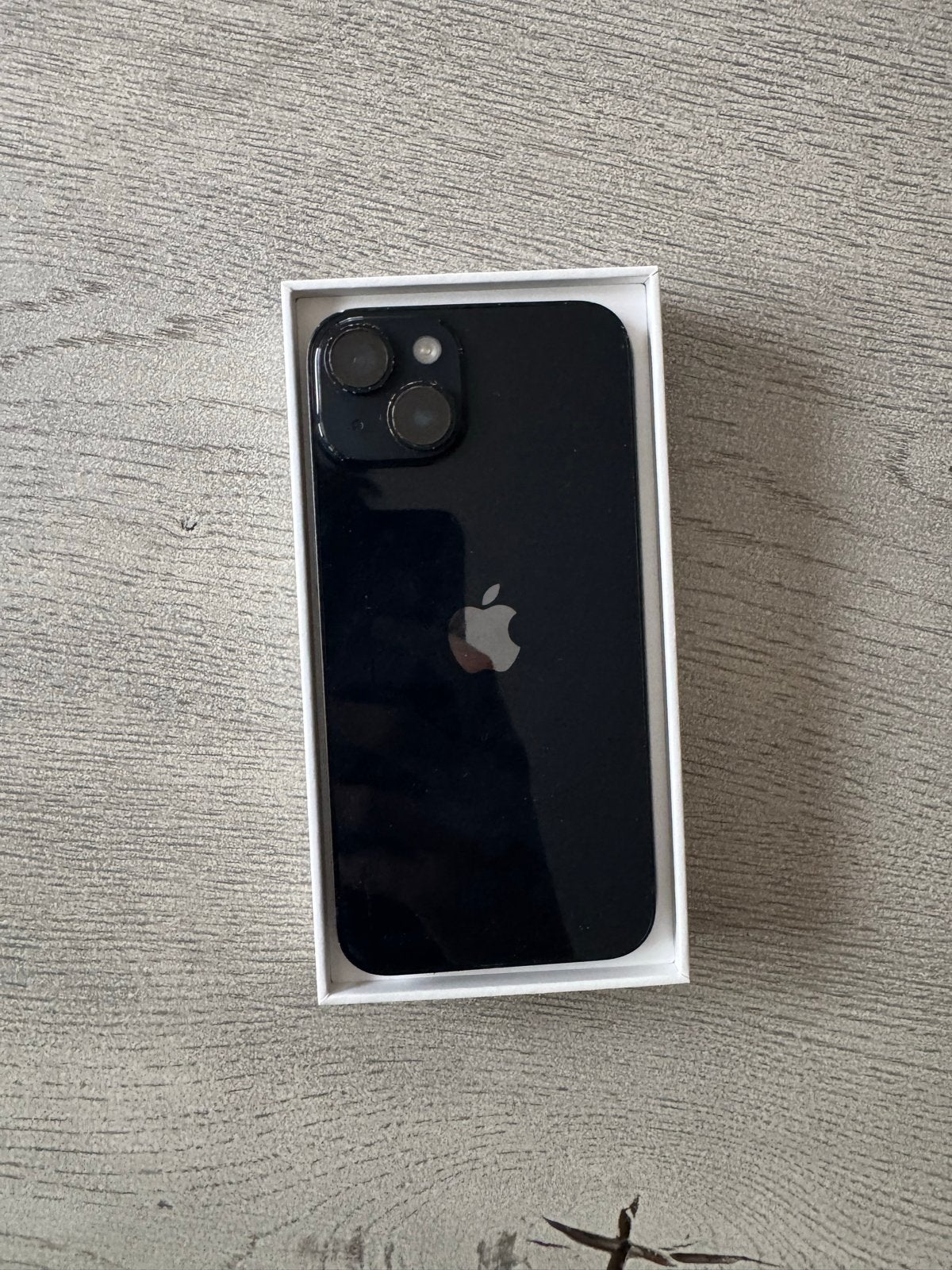 Foto 4 van iPhone 14 128GB Middernacht Zwart