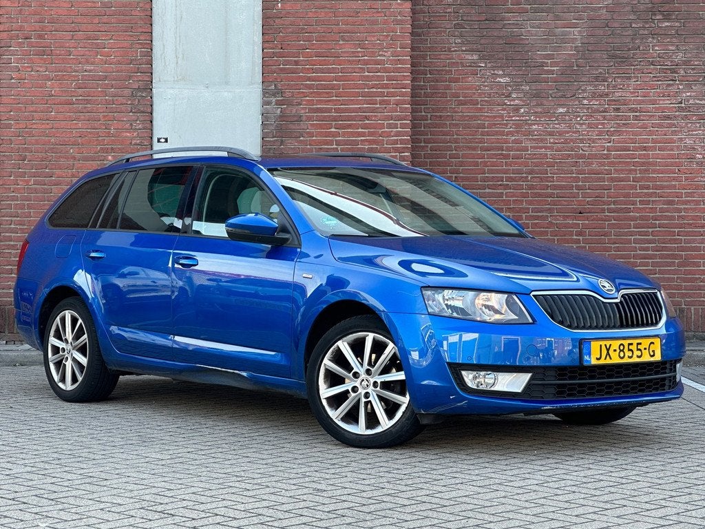 Skoda Octavia Combi 1.6 TDI Greentech JOY Business|AUTOMAAT|, Auto's, Skoda, Bedrijf, Te koop, Octavia, ABS, Airbags, Bluetooth