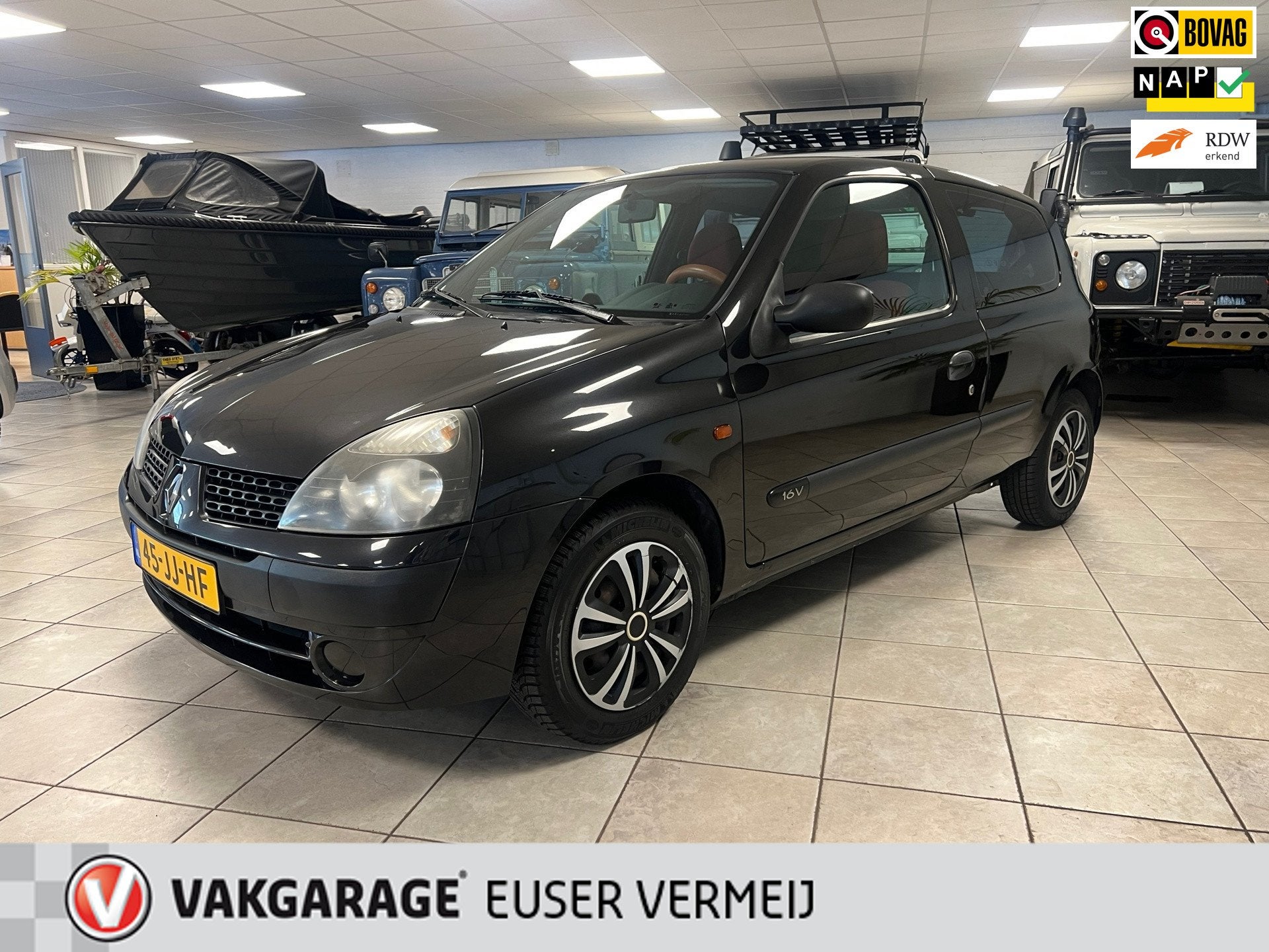 Renault Clio 1.2-16V Expression Distributieriem is in 2025 v, Auto's, Stof, Gebruikt, 31 €/maand, 4 cilinders