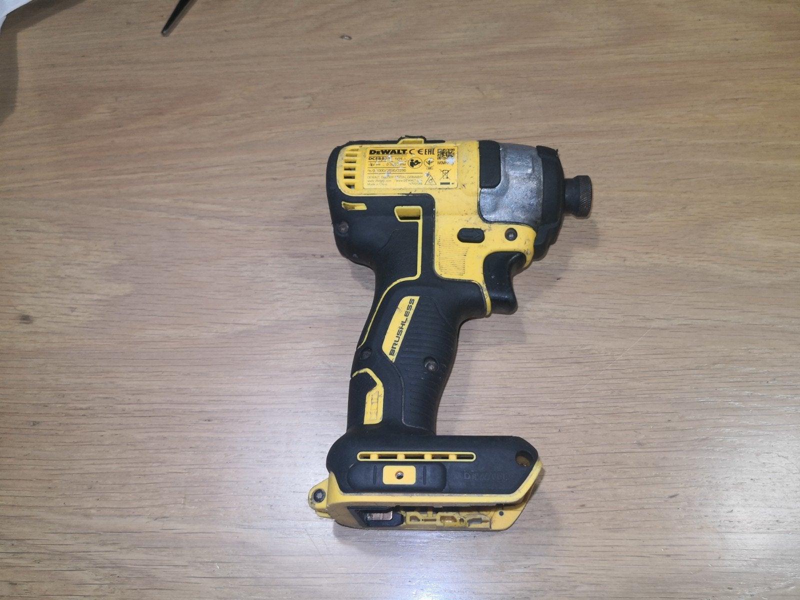 DeWalt DCF887 18V XR Brushless Slagmoersleutel, Variabele snelheid, Overige typen, Ophalen of Verzenden, Gebruikt